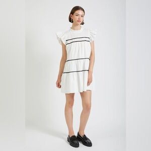 En Saison Aliza Tiered Babydoll Mini Dress in White Size Small NWT